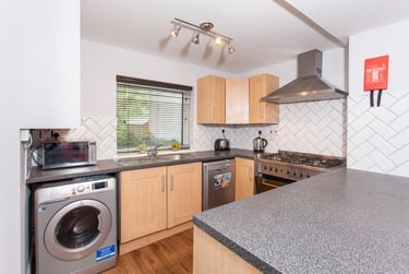 6 bed house, Moy Road, Cathays, Cardiff, CF244SG - Image 9